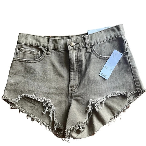 BDG  Olive Green High Rise Denim Shorts Cheeky Frayed Hem Size 29 New - Picture 1 of 5